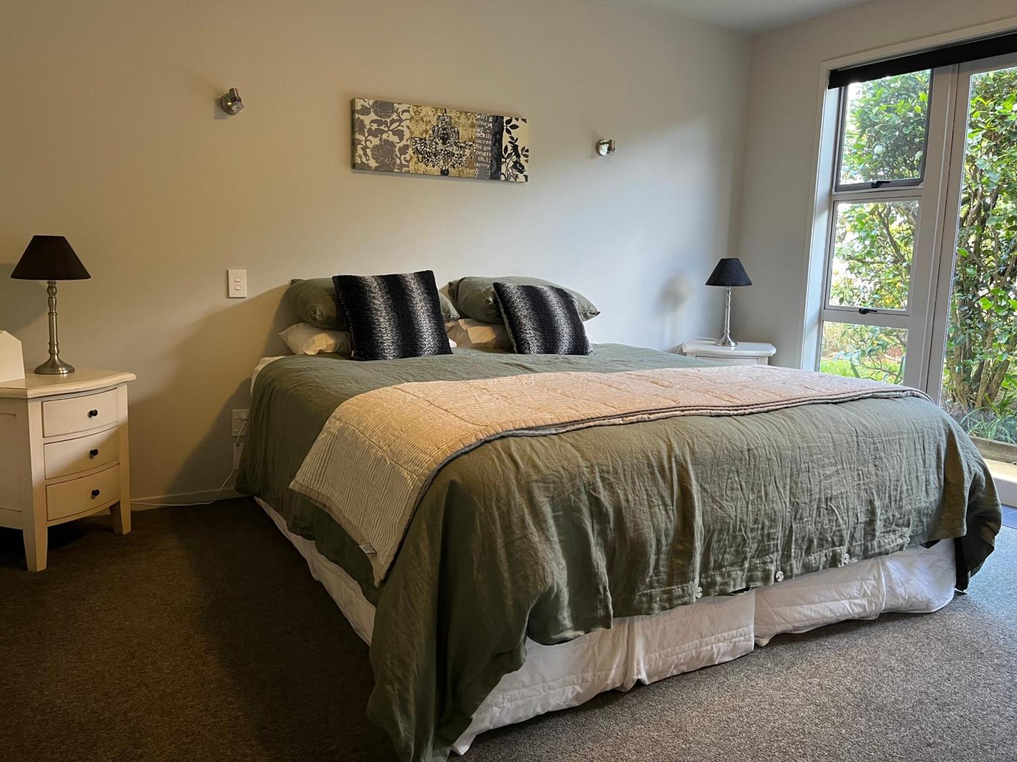 Lavender Hill Bed & Breakfast Riverhead Exterior foto