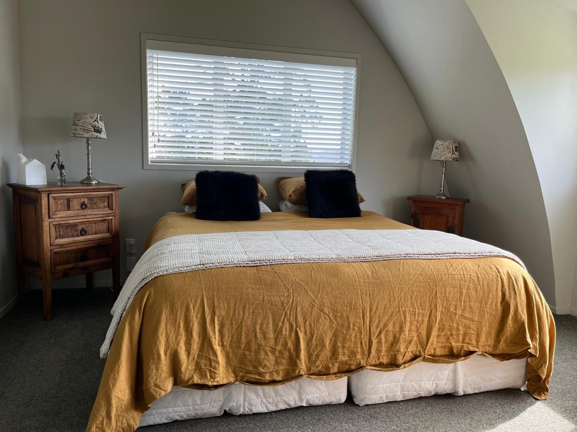 Lavender Hill Bed & Breakfast Riverhead Exterior foto